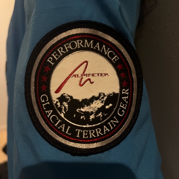 AlpineTek Downfill Jacket - Picture 2 of 3